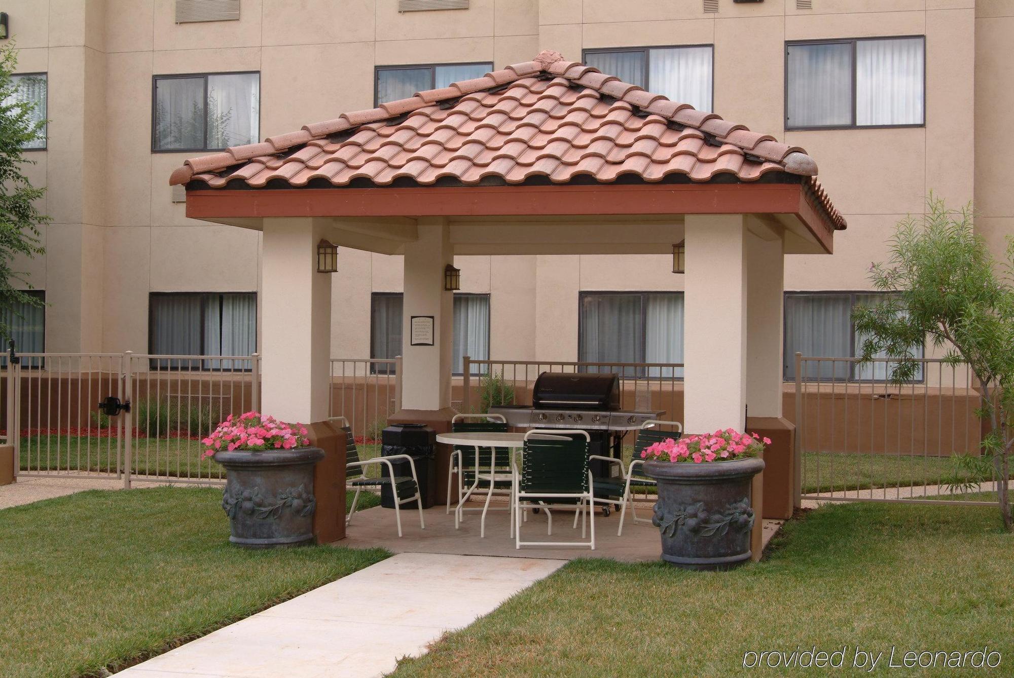 Staybridge Suites Lubbock-University Area By Ihg Étterem fotó