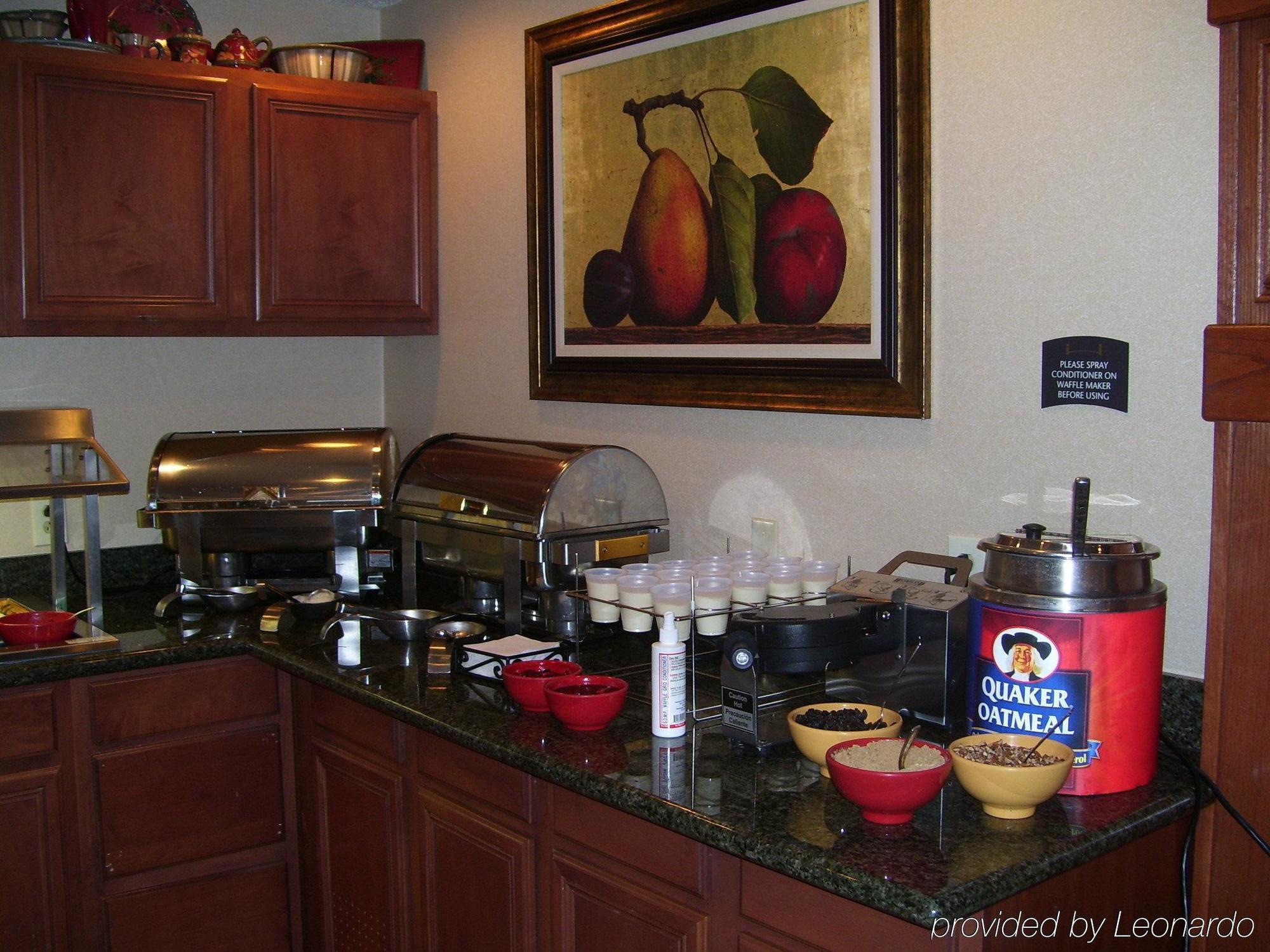 Staybridge Suites Lubbock-University Area By Ihg Étterem fotó